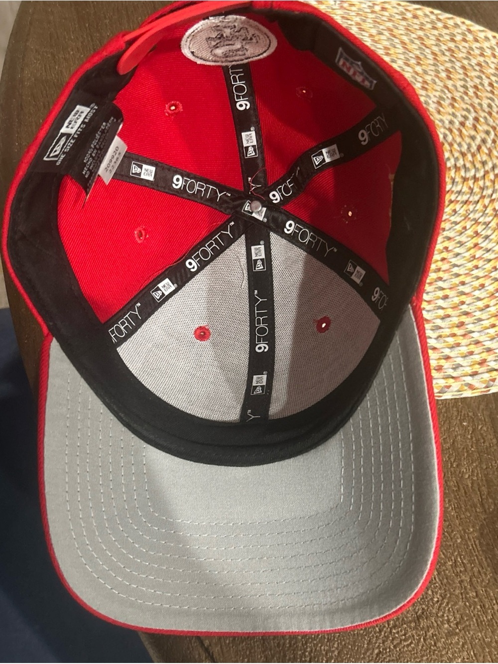 NFL San Francisco 49ers Red Hat with Gold and White Logo - Picture 4 of 5